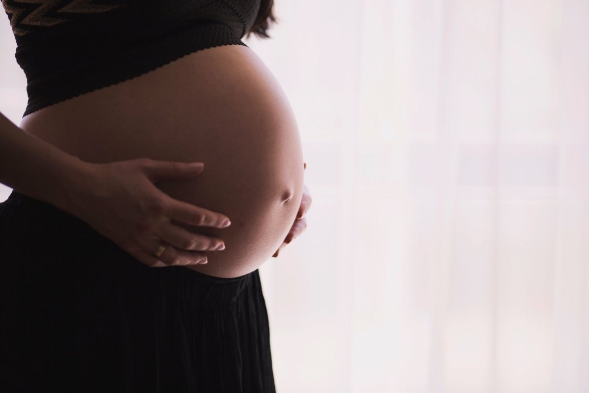 Top 5 Tips For a Healthy and Happy Pregnancy! - The Mom Store