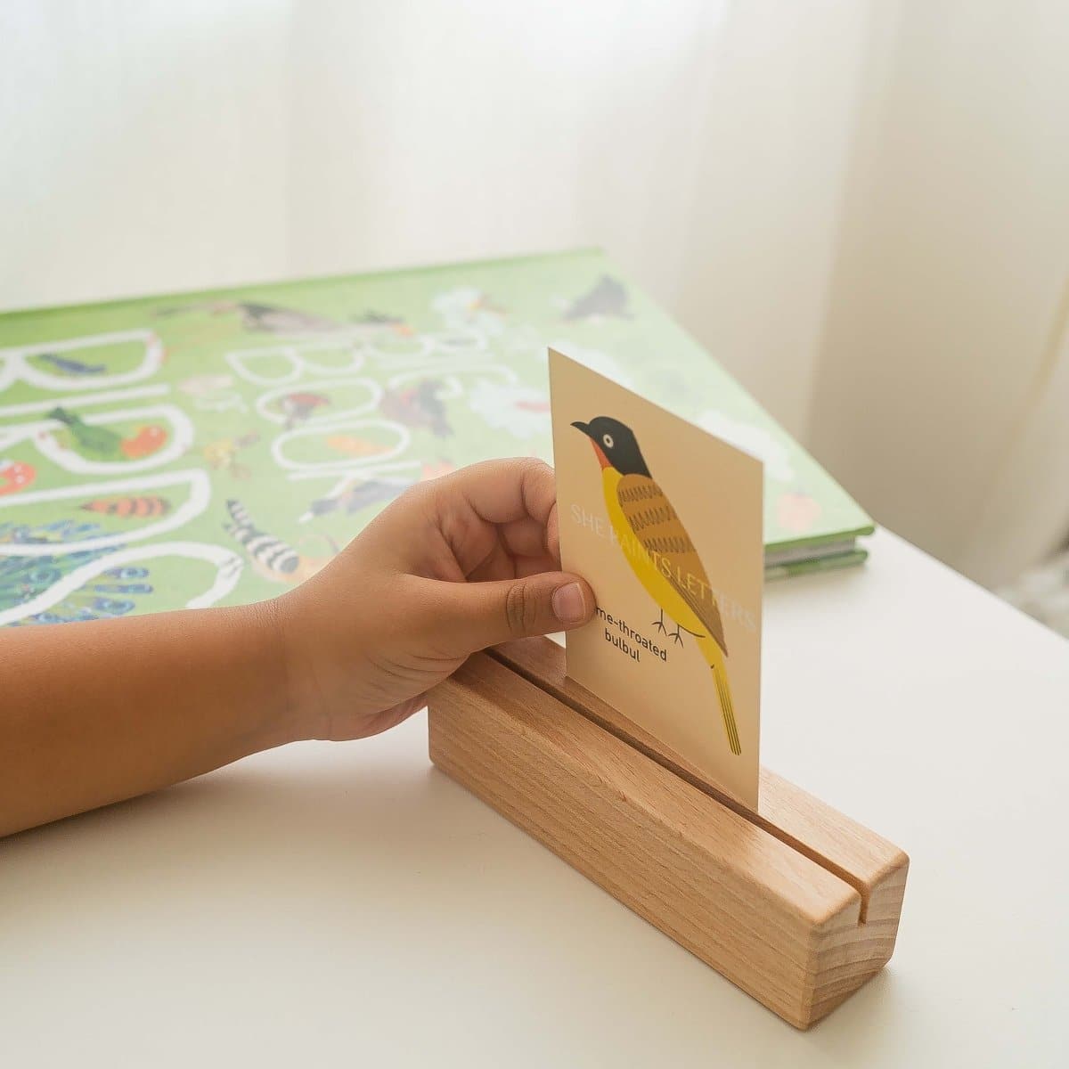 ALT Retail Wooden Flashcard Holder - ARFCH