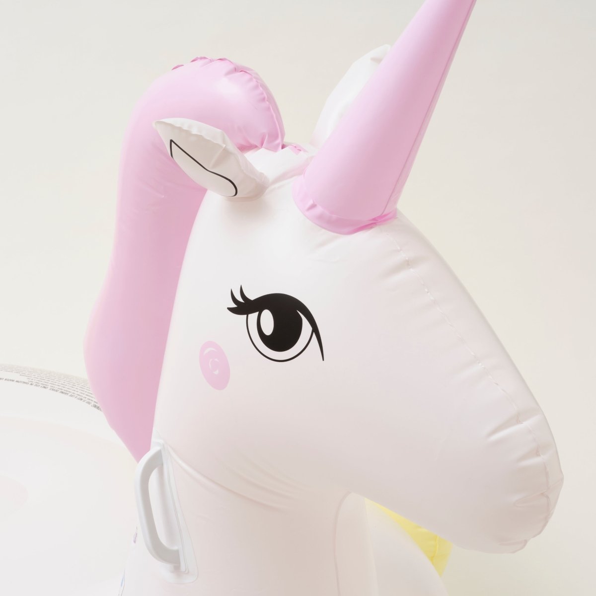 SUNNYLiFE Pastel Color Inflatable Unicorn Luxe Ride-On Float - S3LRIDGU