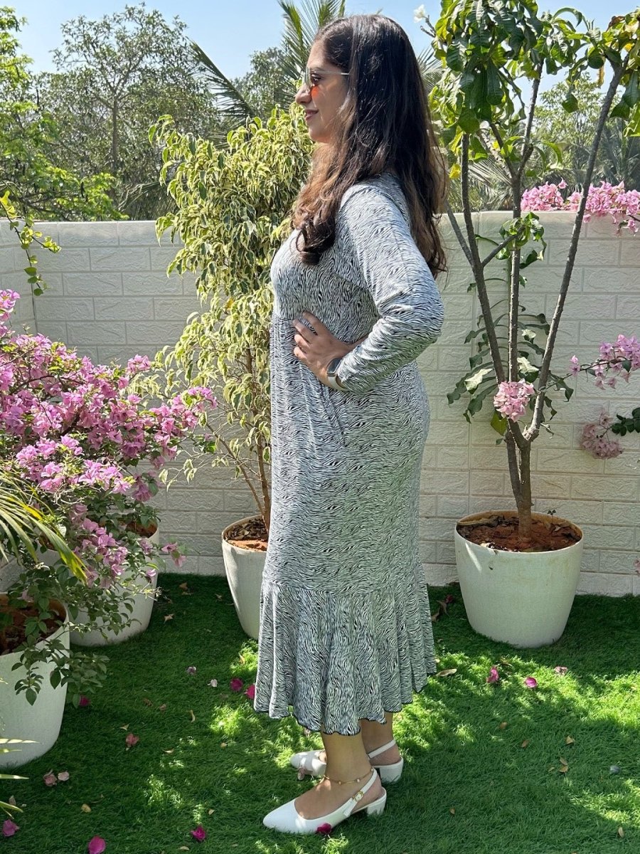 Yin-Yang Chic Maternity and Nursing Dress - DRS-SD-ZBRPM-S