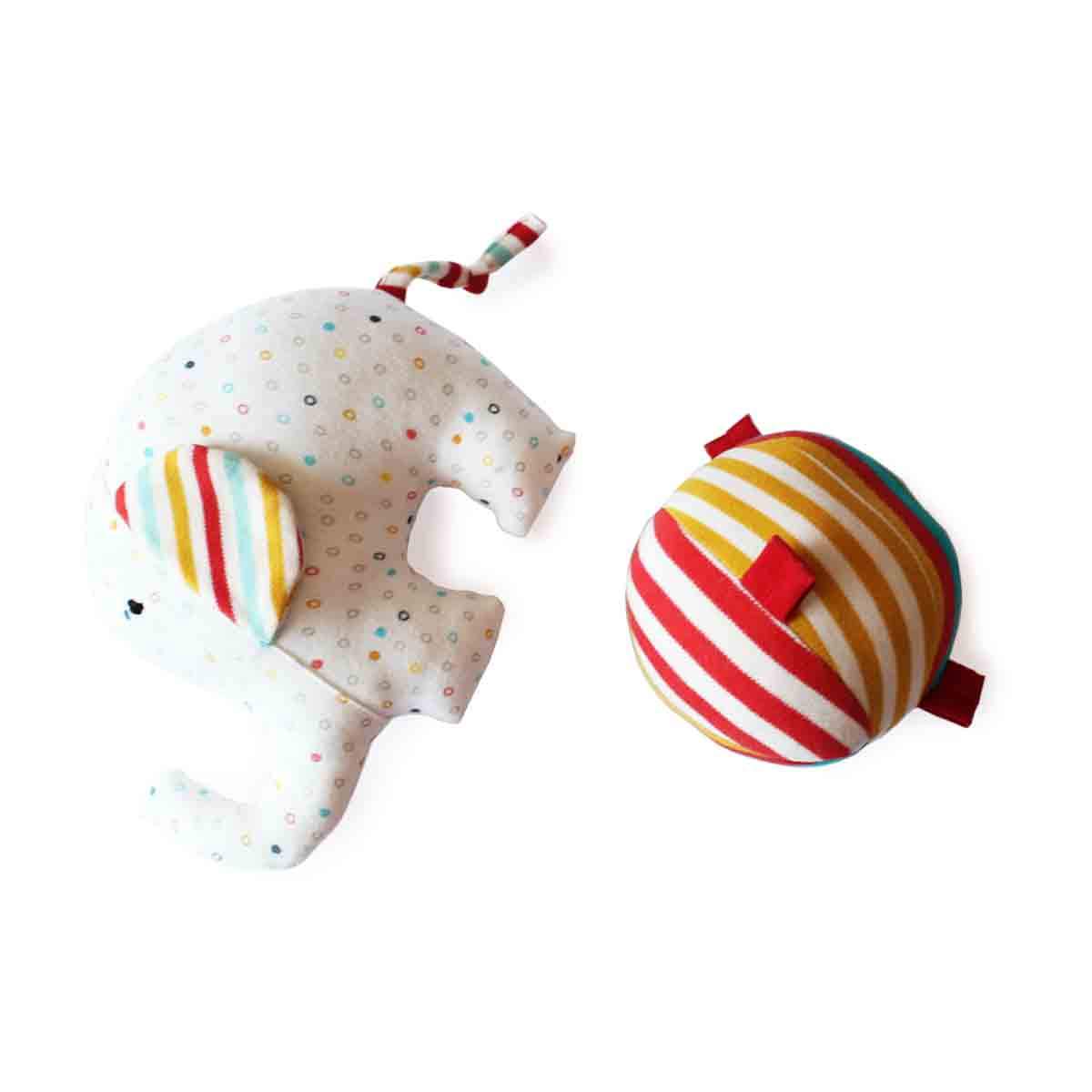 Shumee Ele And Ball Rattle Organic Plush Toy - BES-IN-PTE-C-0m-0074