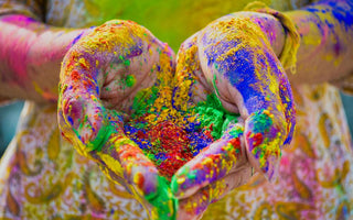 35+ Heartwarming Happy Holi Wishes to Spread Joy and Love - The Mom Store