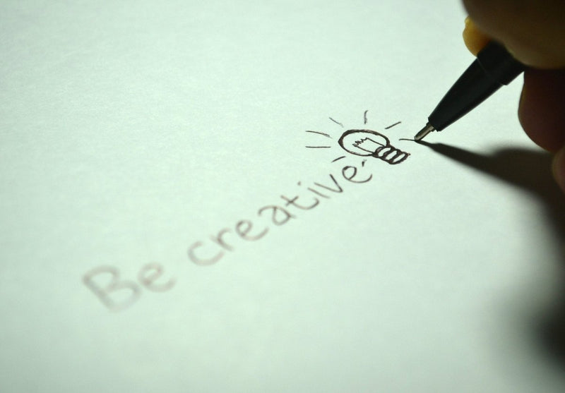 4 Ways to Encourage Creativity in Kids - The Mom Store