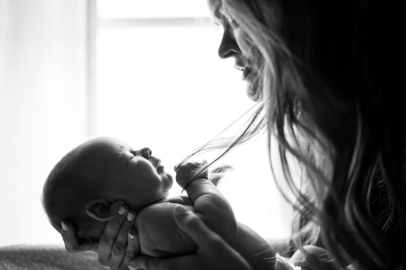 5 Ways to Ditch the Mom Guilt - The Mom Store