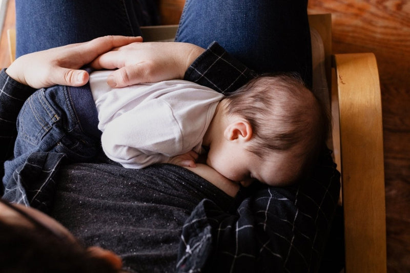 Breastfeeding - The Mom Store