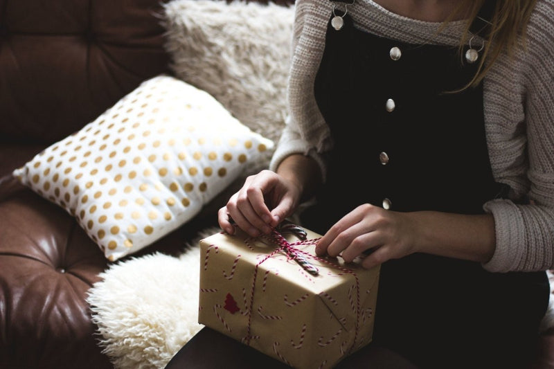 Gifting Options for New Borns and New Moms - The Mom Store