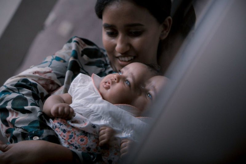 Home Remedies To Improve Breast Milk Supply - The Mom Store