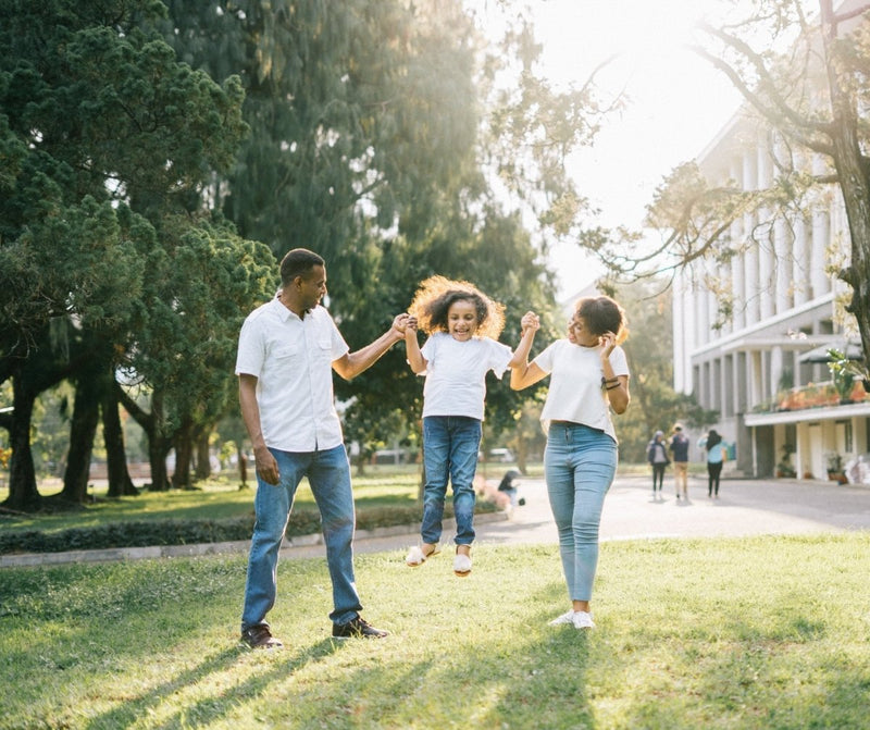 How To Be Compatible With Kids - The Mom Store