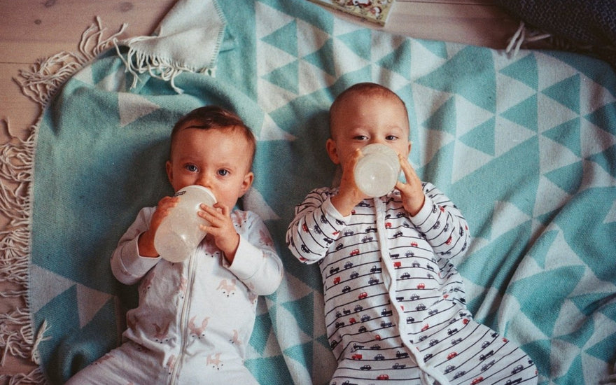 How to Introduce Cow's Milk to your Baby - The Mom Store