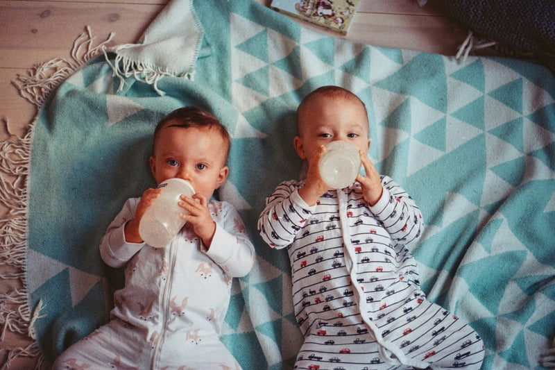 How to Introduce Cow's Milk to your Baby - The Mom Store