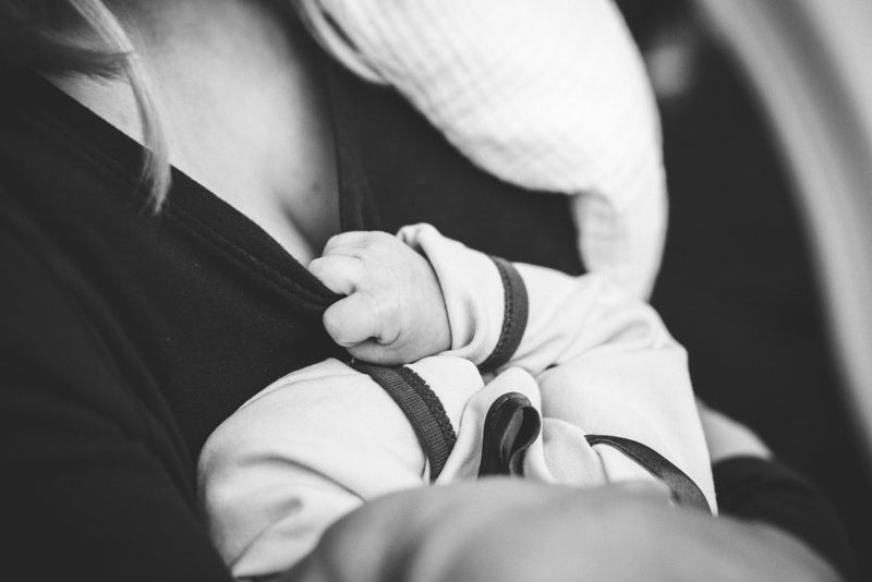 Latching And Unlatching - The Mom Store