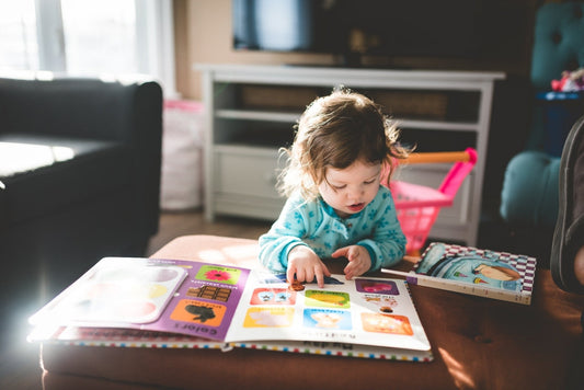 Methods to enhance vocabulary for young children - The Mom Store