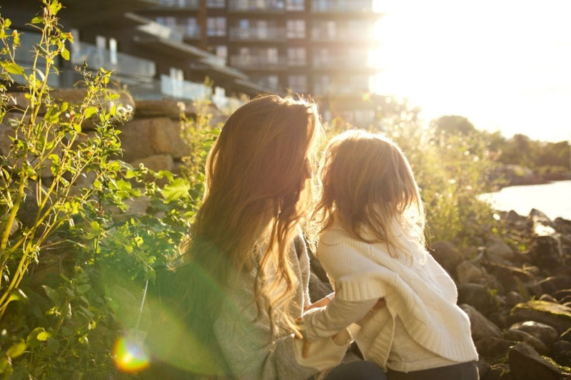 Minimalism In Parenting - The Mom Store