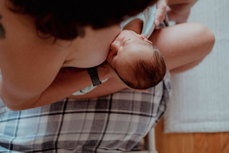My Breast Feeding Journey & Tips For New Moms - The Mom Store