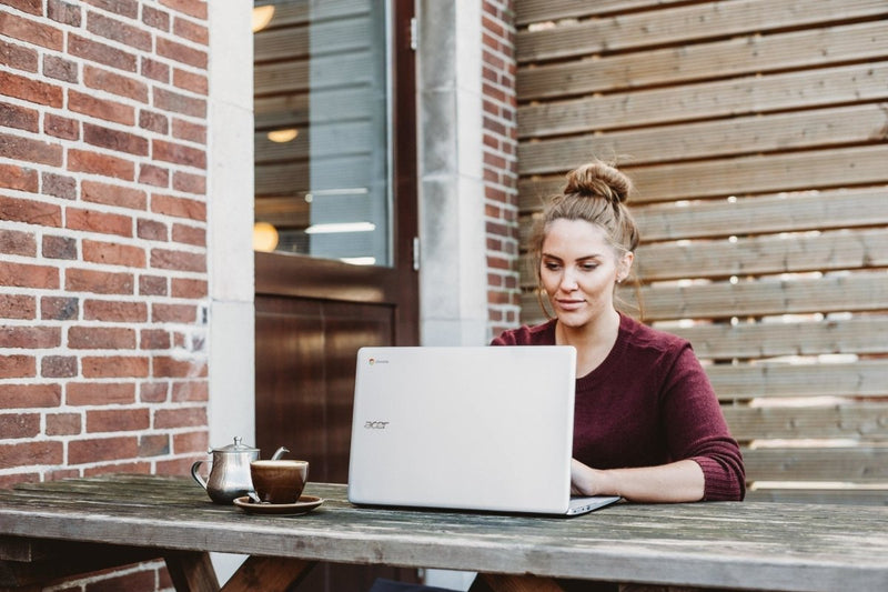 My First Day As A Working Mother - The Mom Store