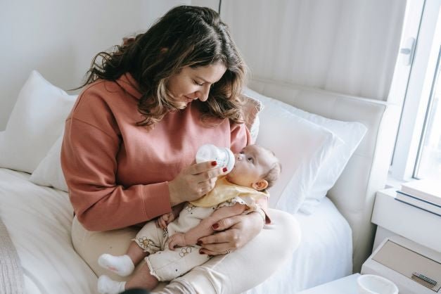 My Learnings From My Breastfeeding Journey - The Mom Store