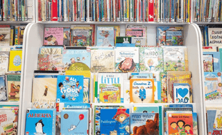 Raising A Reader - The Mom Store