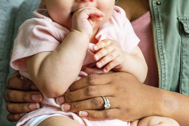 Teething In Babies & Tips To Ease The Pain - The Mom Store