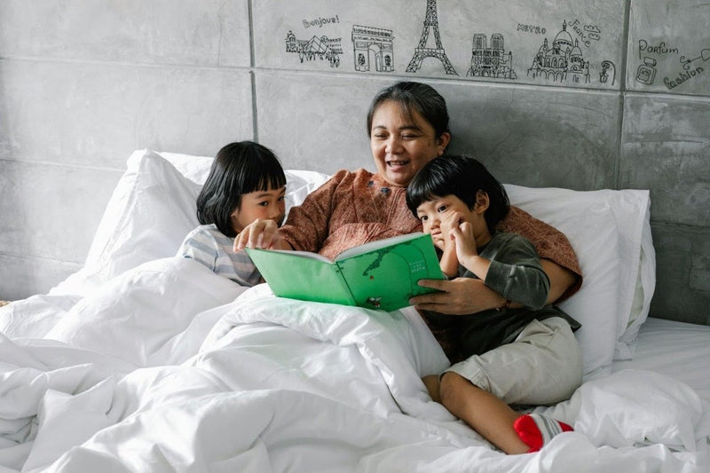 The Best Bedtime Story For Your Kids to Spark Their Imagination - The Mom Store