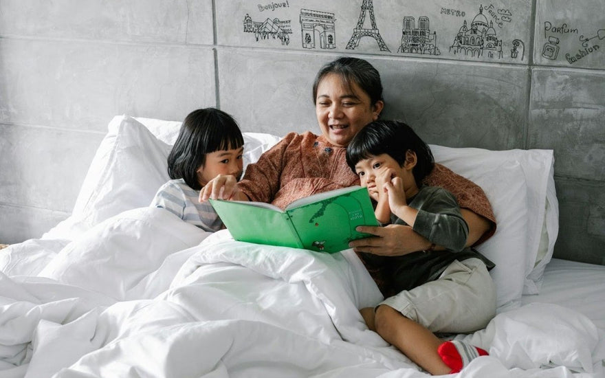 The Best Bedtime Story For Your Kids to Spark Their Imagination - The Mom Store