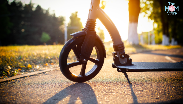 The Ultimate Guide to Buying a Kids Scooter: Tips for Parents - The Mom Store
