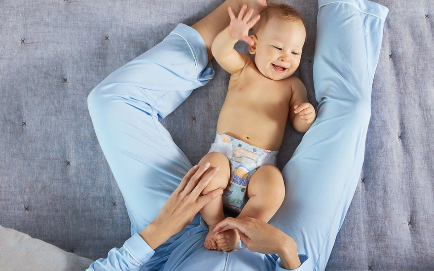 Time To Switch To Cloth Diapers! - The Mom Store