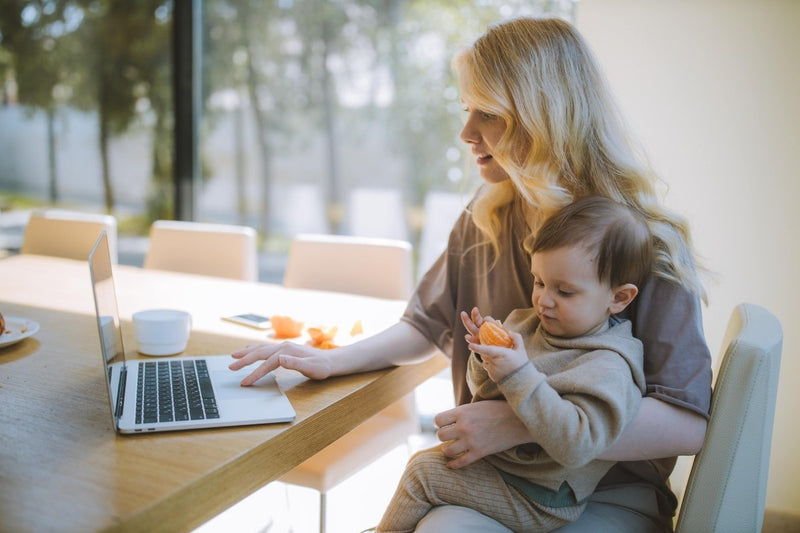 Tips for Managing the Demands of Career and Parenting - The Mom Store
