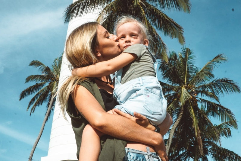 Tips To Make Strong Bond With Kids - The Mom Store