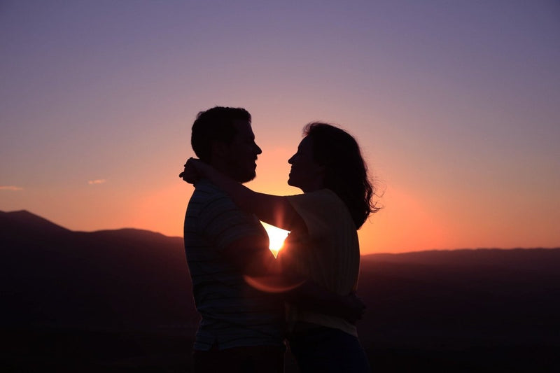 To Become A Parent Or To Just Remain A Couple? - The Mom Store