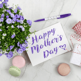 Unique Mother's Day Gift Ideas For New Moms - The Mom Store