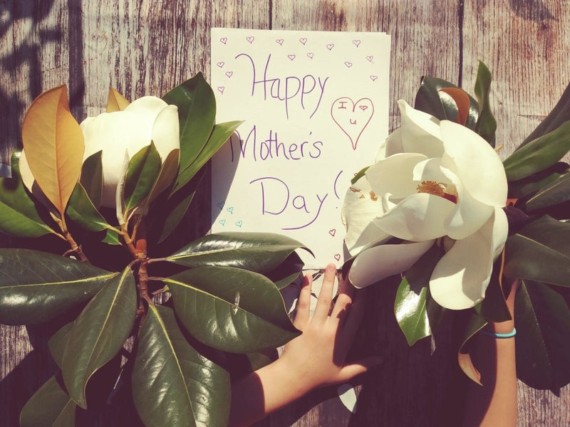 Want To Make This Lockdown Mother's Day Special? Know How - The Mom Store