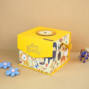 16 pcs Yellow King Lion Newborn Hamper/Gift Box for Baby Boy/Baby Girl, 0 - 6 months - Baby Gifting