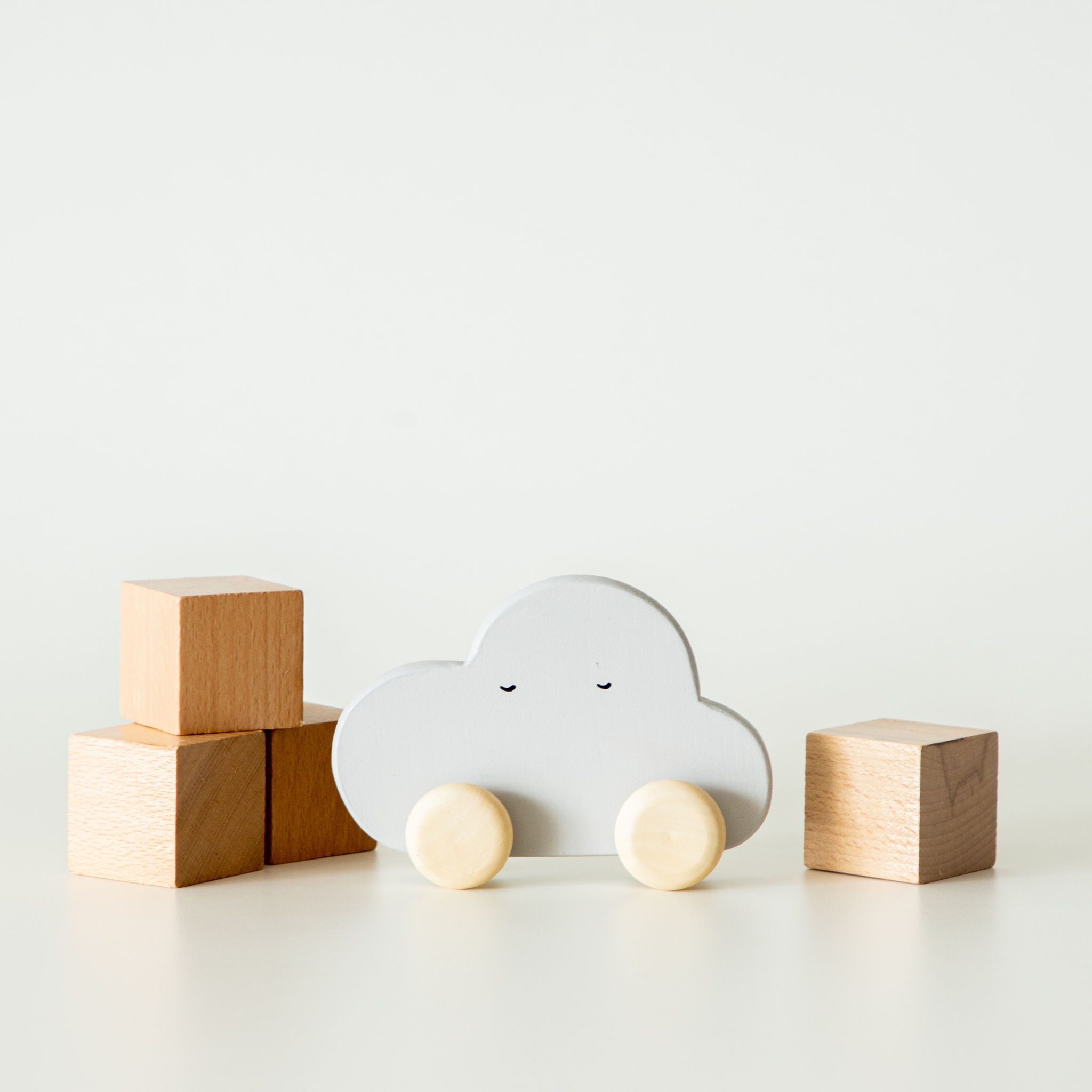 Birch & Bug Cloud Roller Toy