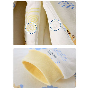 20 pcs Yellow Animal Kingdom Newborn Baby Girl/ Boy Gift Box , all season wear Hamper, (0 - 12 months) - Baby Gifting