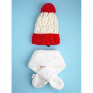 2pcs White Reindeer themed Winter Cap Beanie with matching Long style Neck Muffler for Kids, 3 - 10 Years - 4 - 10 Years Winter Wear