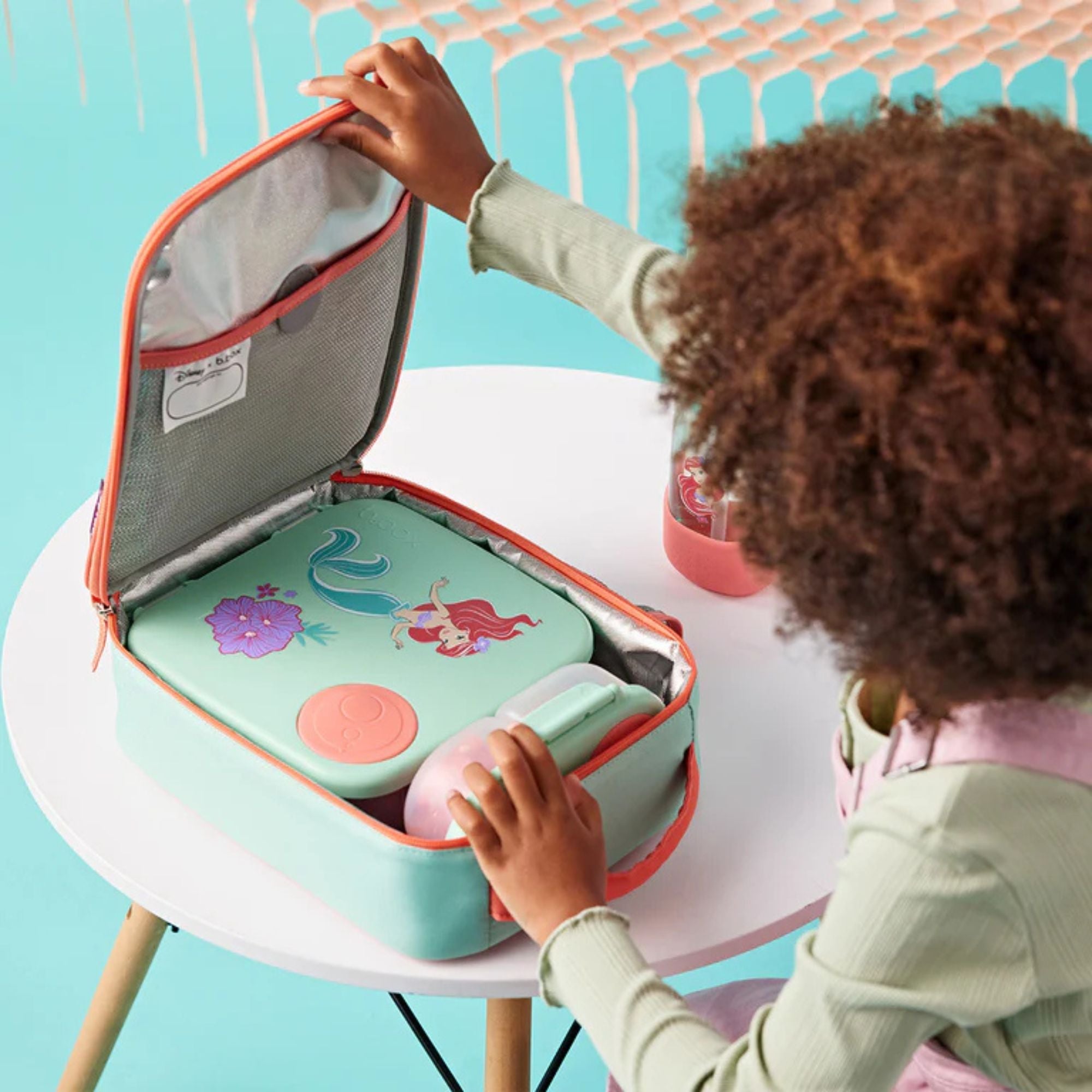 b.box Little Mermaid Lunchbox - Adjustable Divider, Flexi Fruit Holder & 2L Capacity - Multicolor