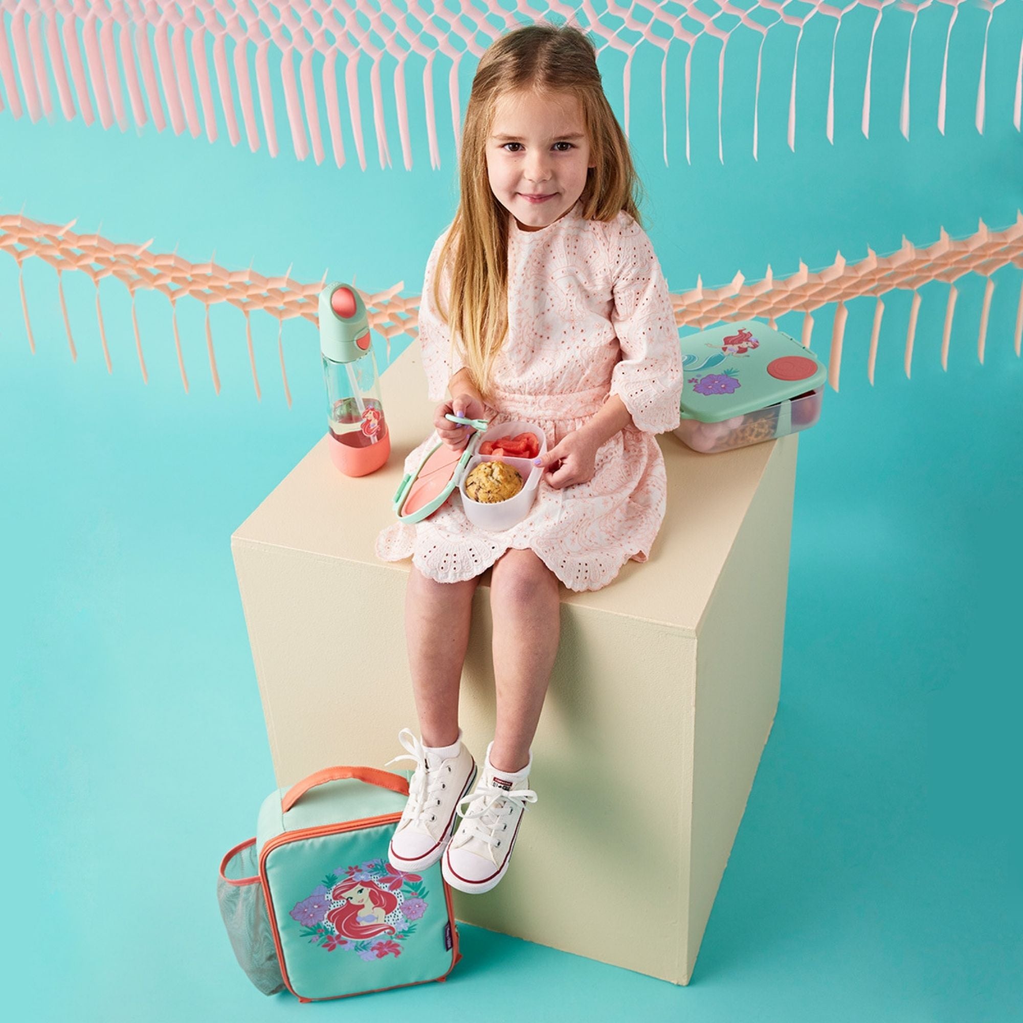 b.box Little Mermaid Snackbox for Kids - Leak-Proof, 2 Compartments & Easy to Carry - Multicolor