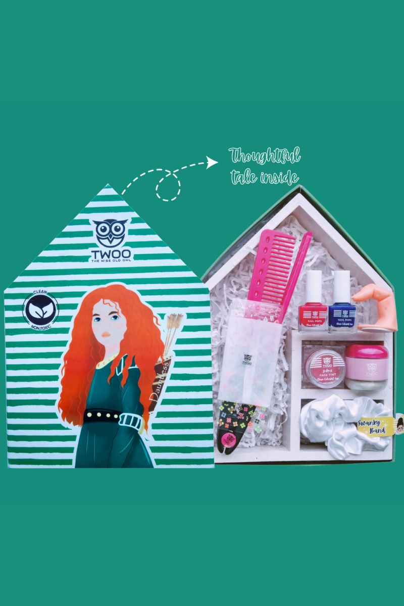 TWOO 8 in 1 Wise Box Beauty Kit for Girls: The Dauntless Wise Box