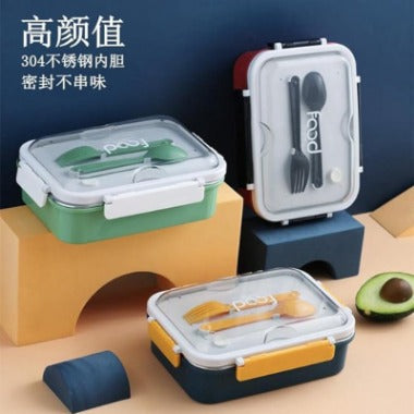 CuddleNest | On the Go with Our 3-Compartment Bento Lunch Box with Breathable Button Design | Green