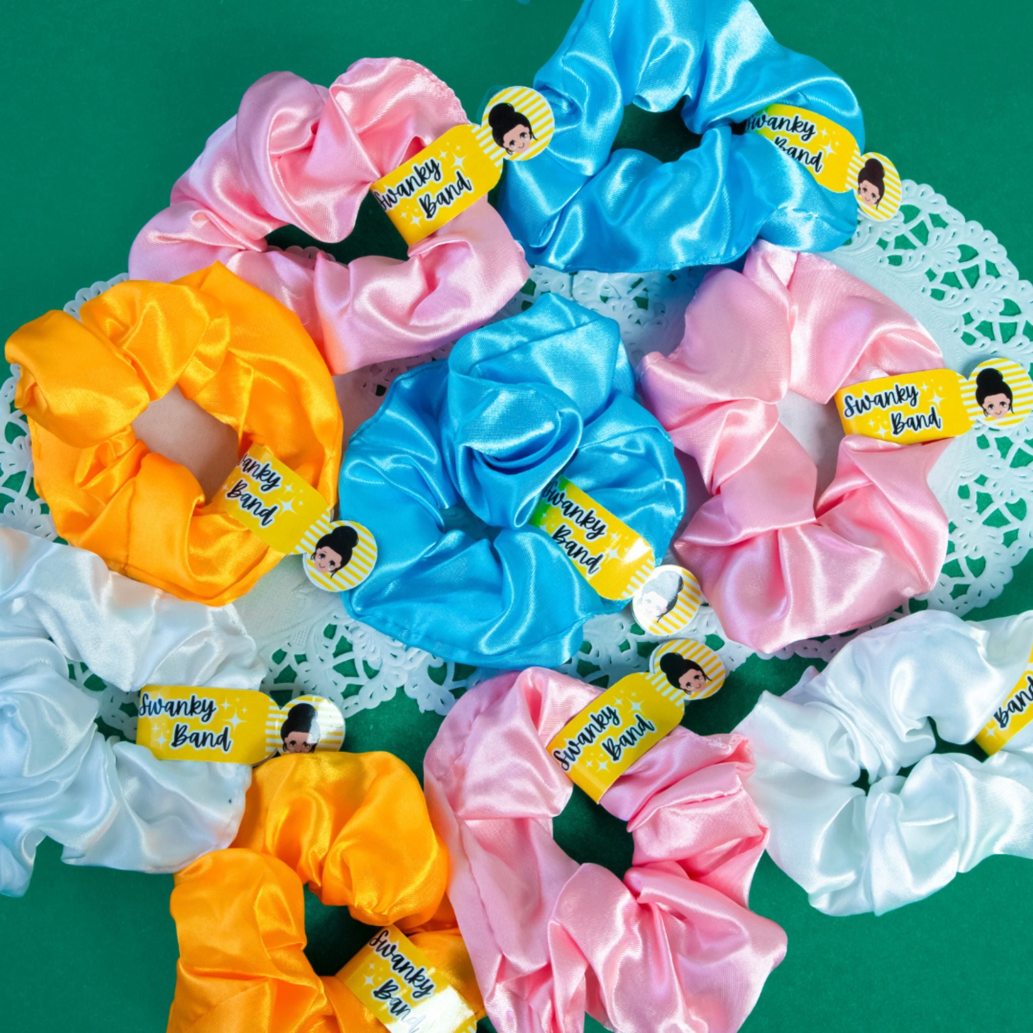 TWOO Swanky Bands-The Lightup Scrunchie