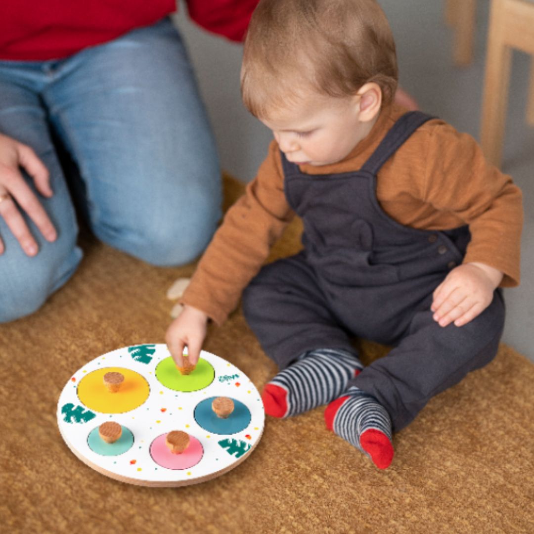 Cots and Cuddles Cute Wooden Peekaboo Board for Kids