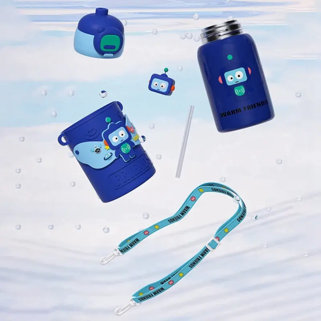 Cool Robot Kids’ Water Bottle – 450ml, Insulated & Travel-Friendly with Mini Toys!