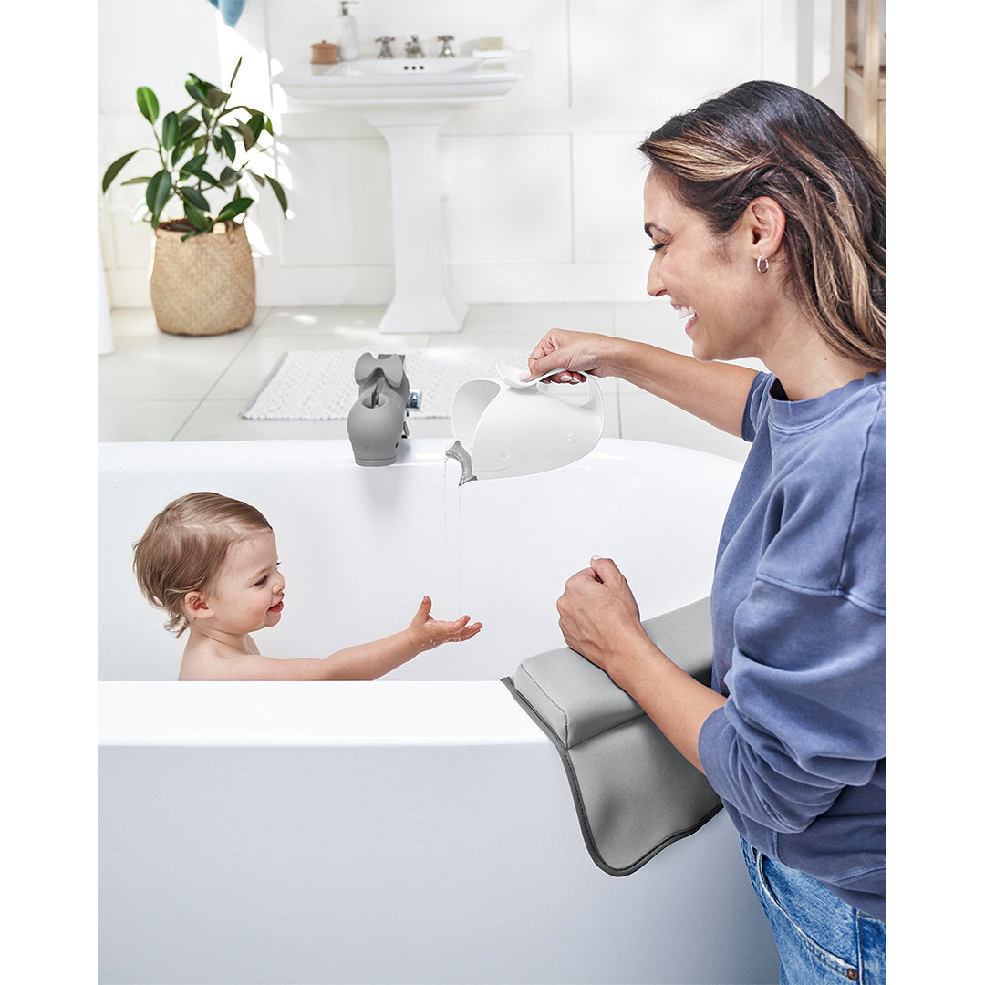 Skip Hop Moby Waterfall Rinser Bath & Potty Bath Accessory White