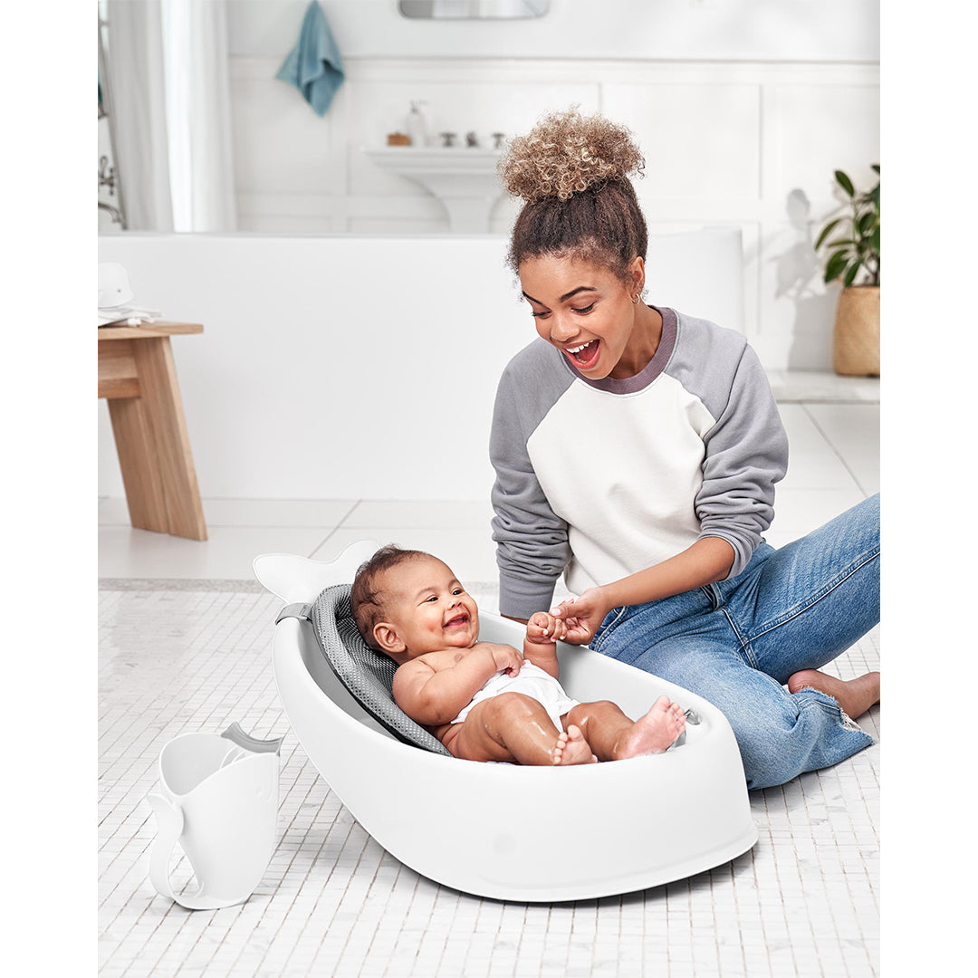 Skip Hop Moby Waterfall Rinser Bath & Potty Bath Accessory White
