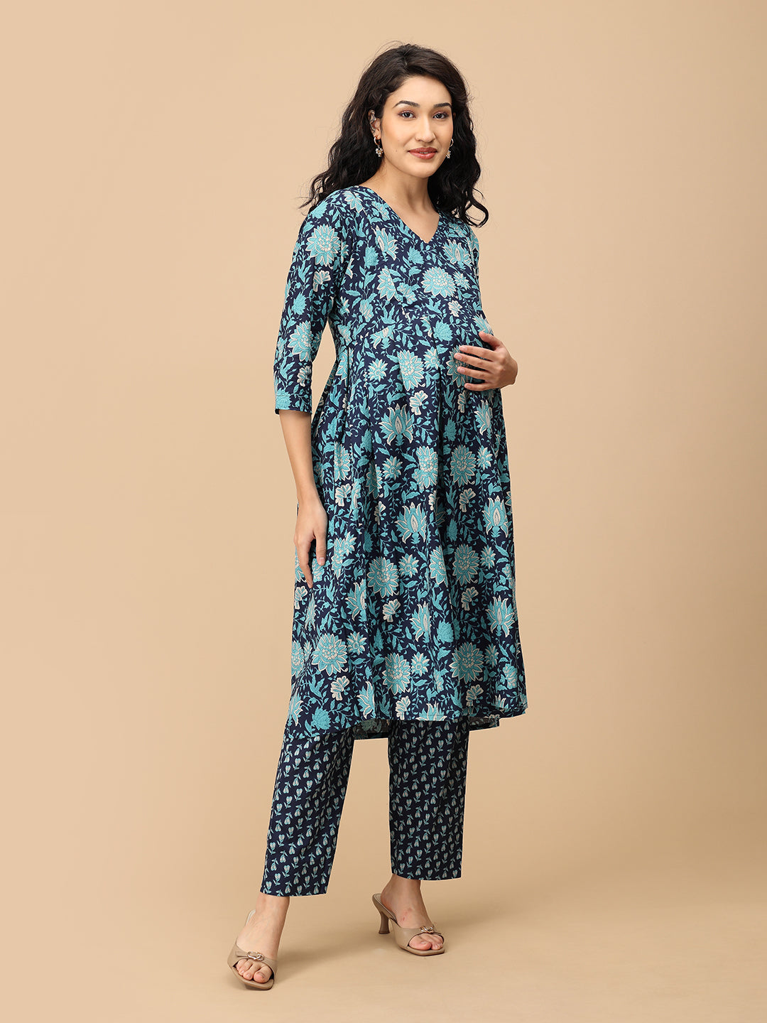 Full outfit of Azure Grace maternity and nursing kurta set with blue floral handblock print