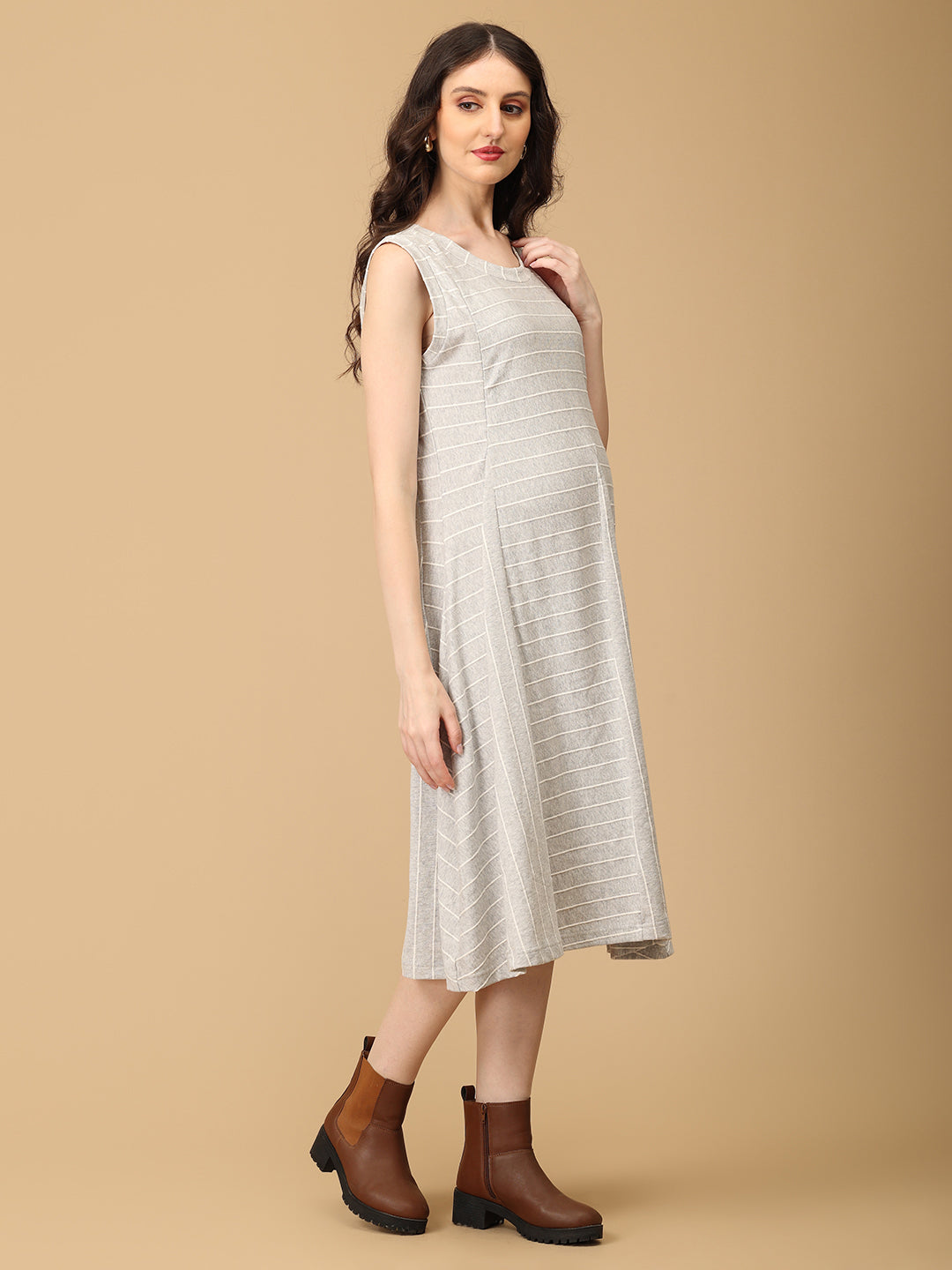 Grey-t Vibes Maternity and Nursing Sleeveless Winter Dress