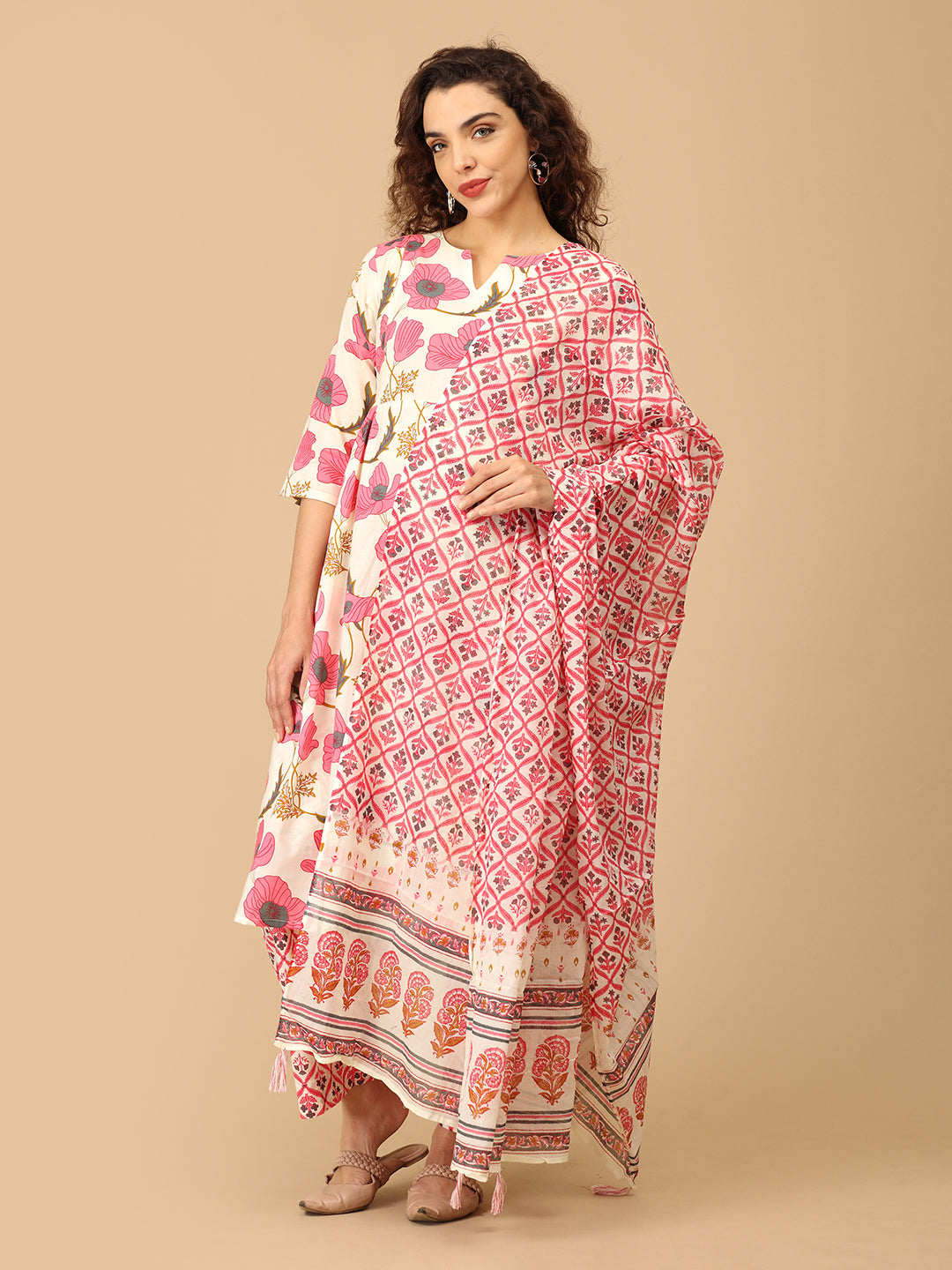 Husn-e-Haya Maternity and Nursing Kurta Set With Dupatta