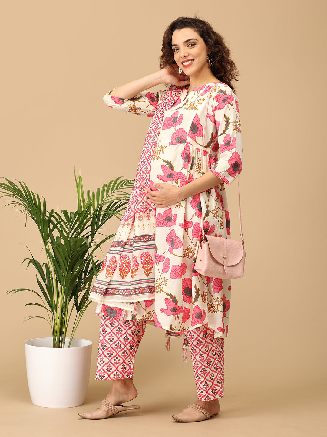 Husn-e-Haya Maternity and Nursing Kurta Set With Dupatta