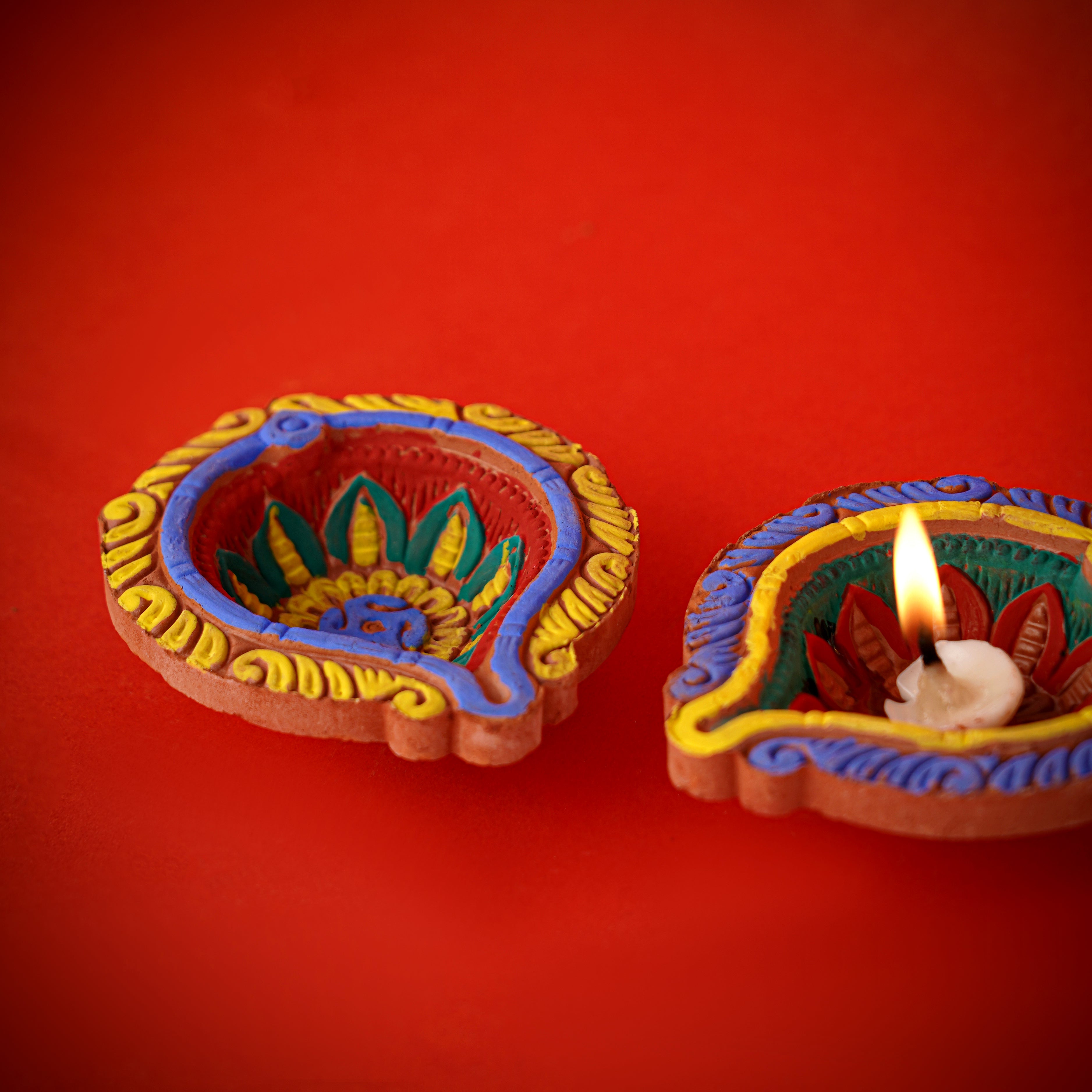 iLearnNgrow DIY - Paint and Decorate Your Own Diyas