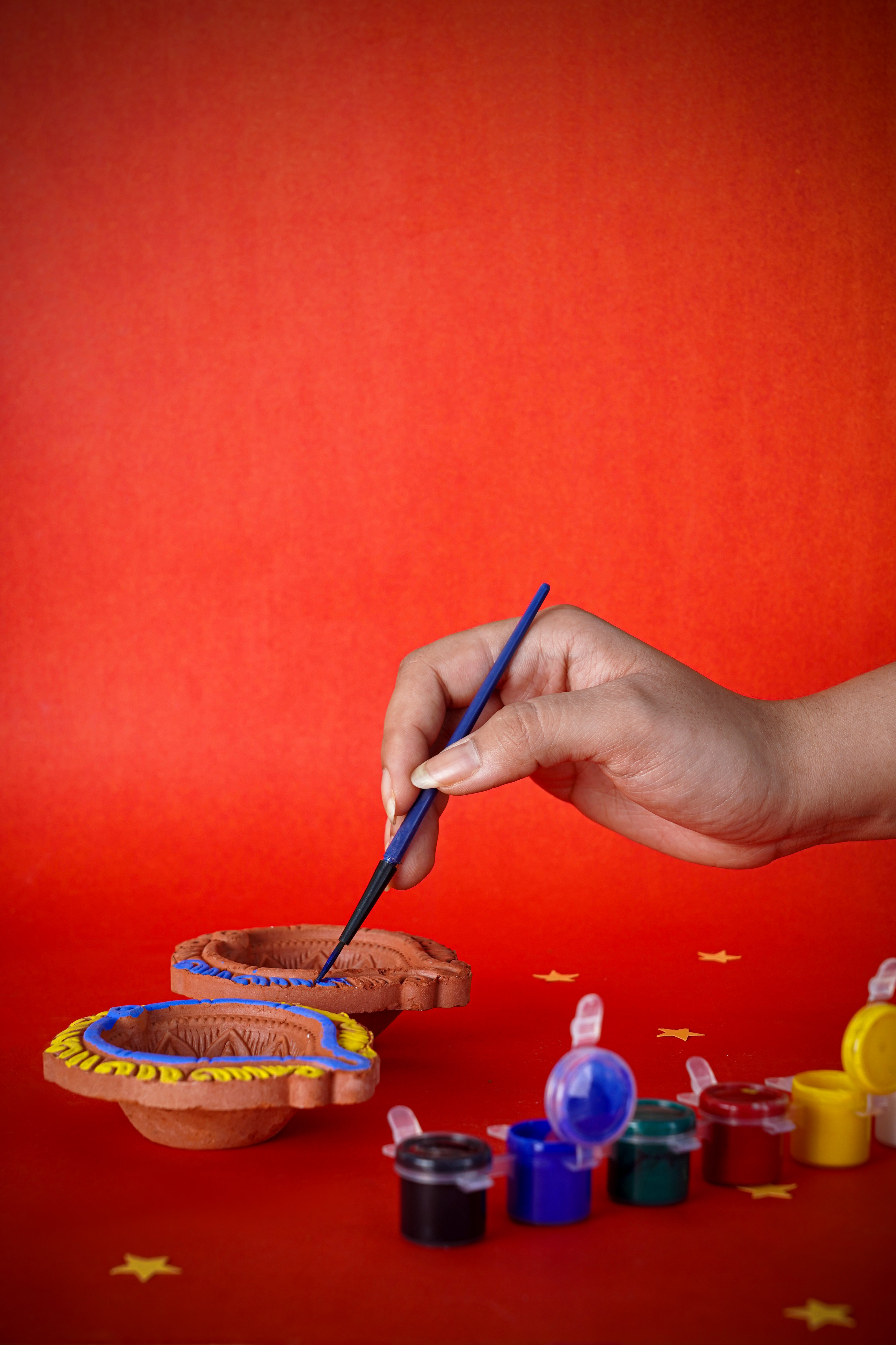 iLearnNgrow DIY - Paint and Decorate Your Own Diyas